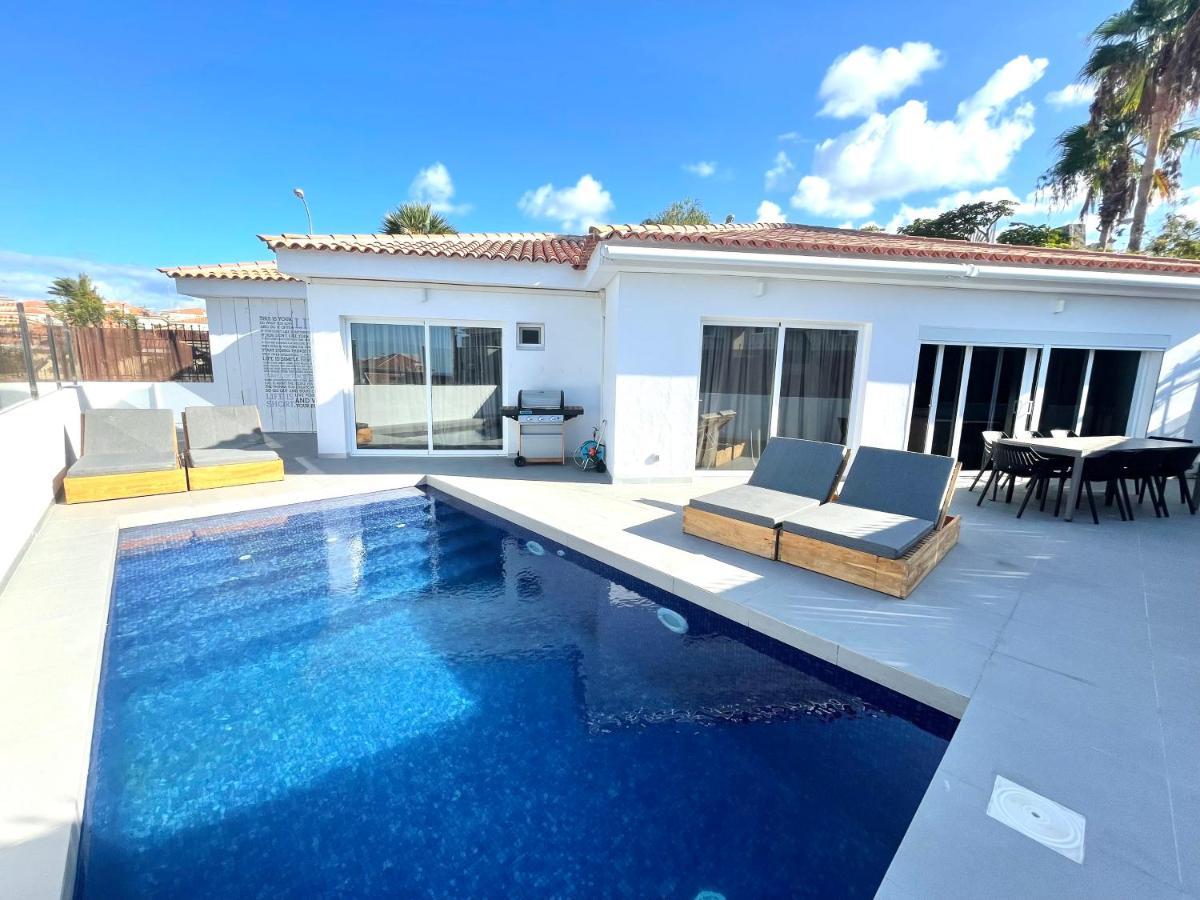 Luxury Villa Callao With Private Heated Pool Free Car Rental In May And June カジャオ・サルバヘ エクステリア 写真
