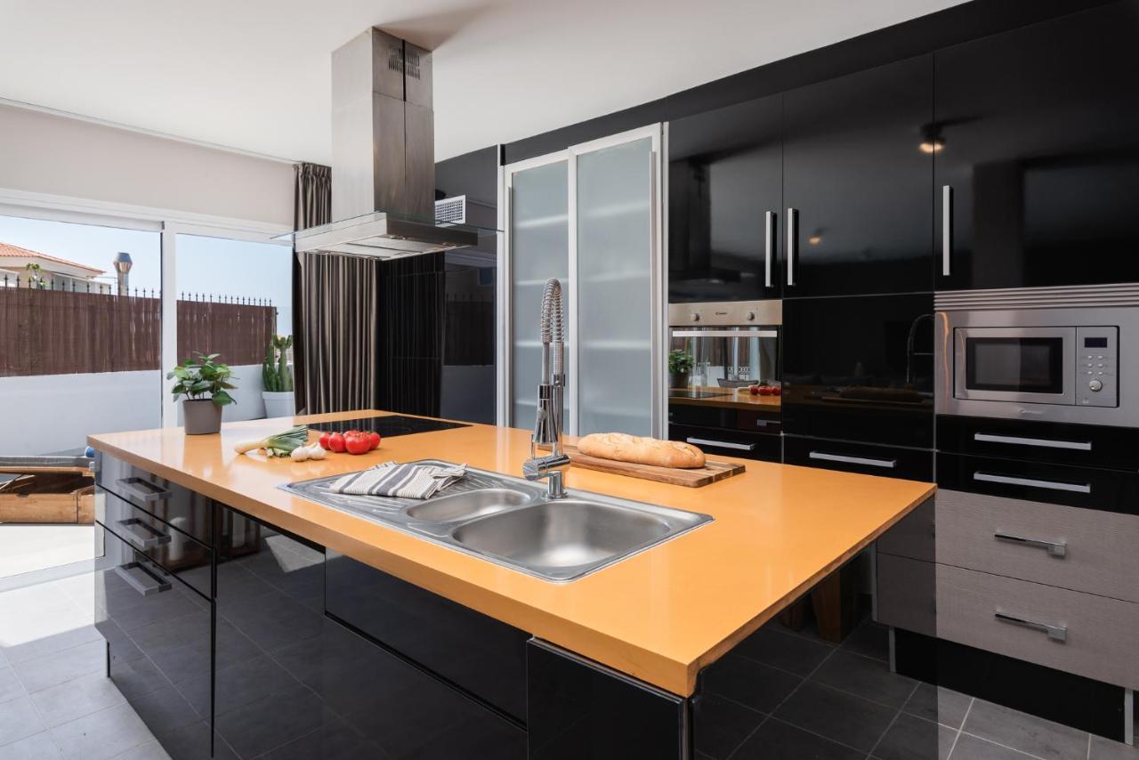 Luxury Villa Callao With Private Heated Pool Free Car Rental In May And June カジャオ・サルバヘ エクステリア 写真
