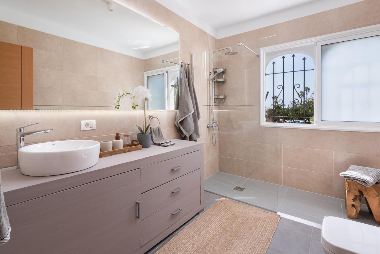 Luxury Villa Callao With Private Heated Pool Free Car Rental In May And June カジャオ・サルバヘ エクステリア 写真